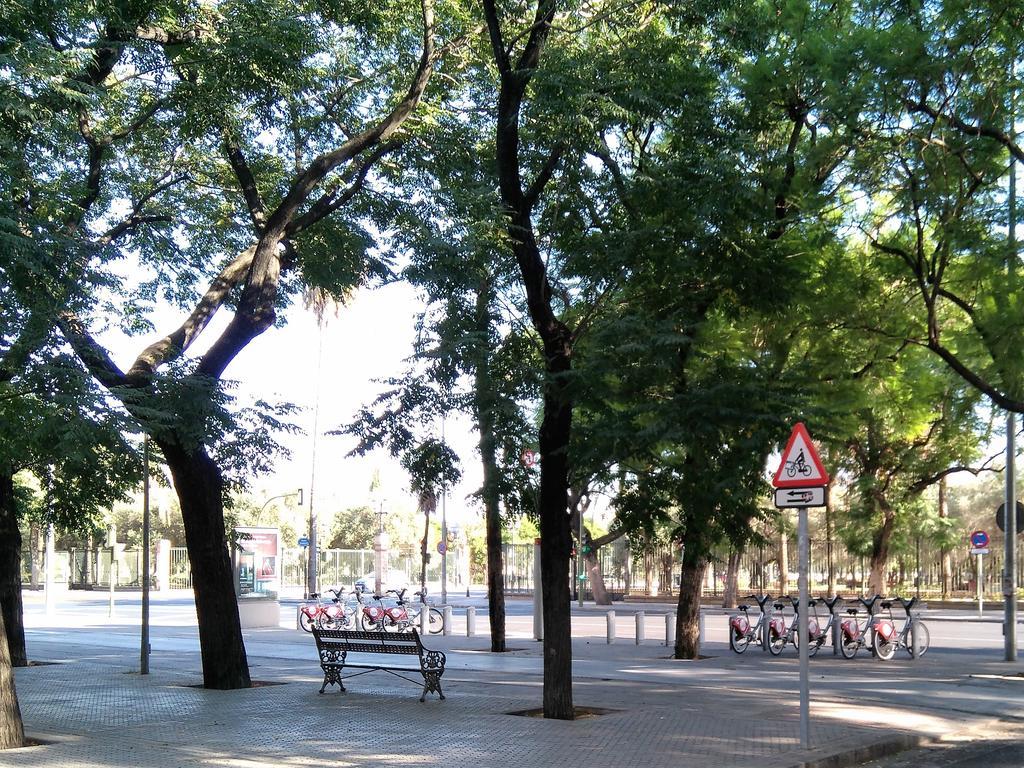 Apartamento Buhaira Sevilla Buitenkant foto