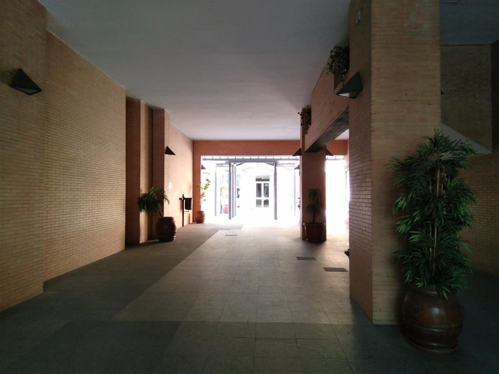 Apartamento Buhaira Sevilla Buitenkant foto